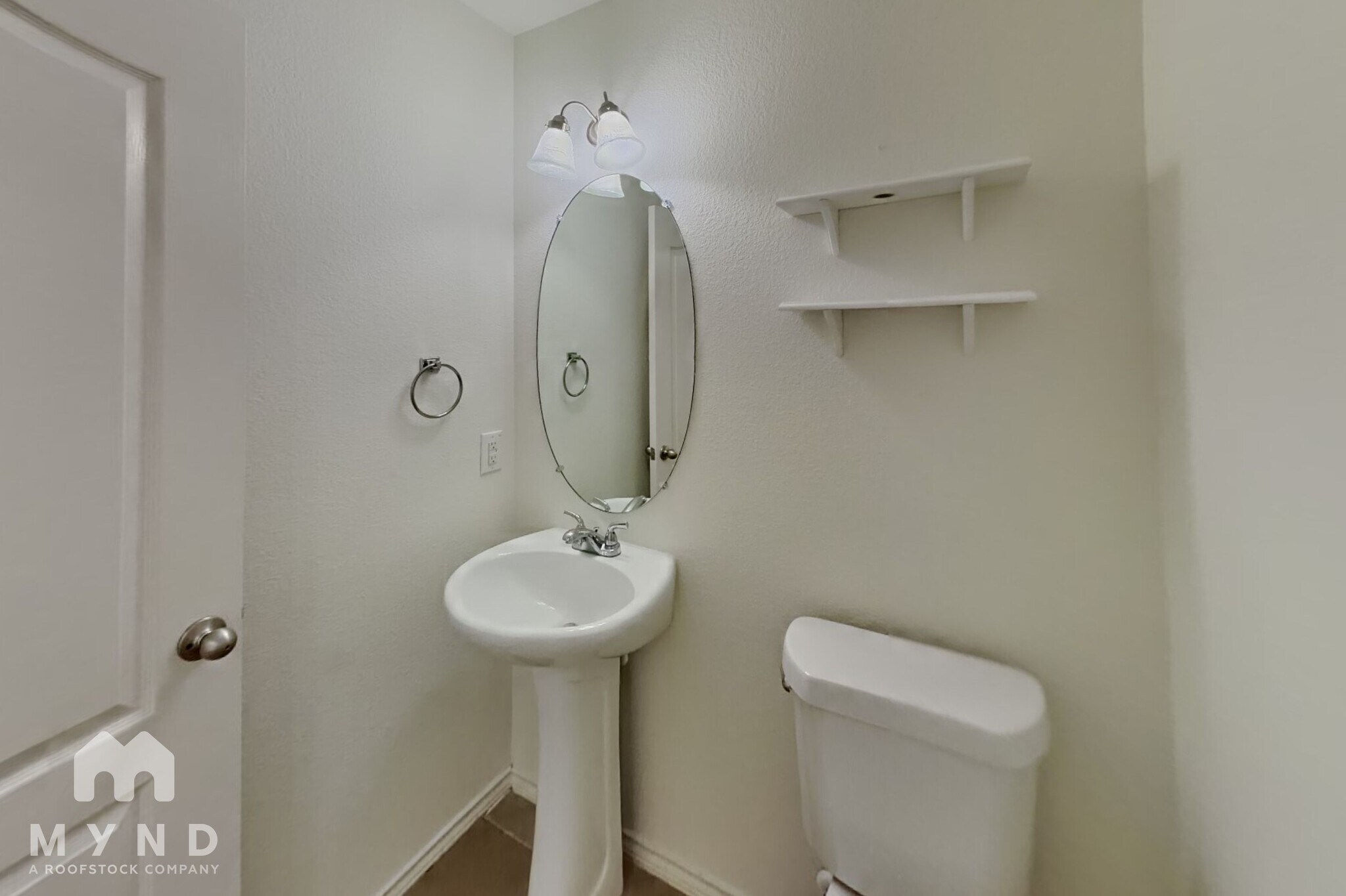 Building Photo - 440 Stonebrook Dr