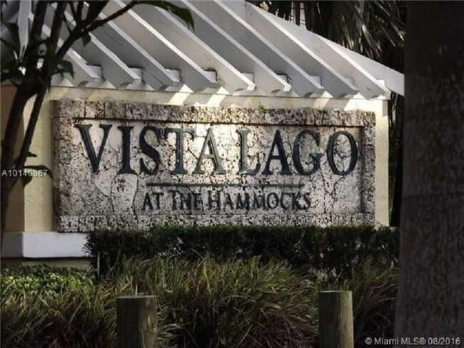 Building Photo - 15600 SW 106th Ln