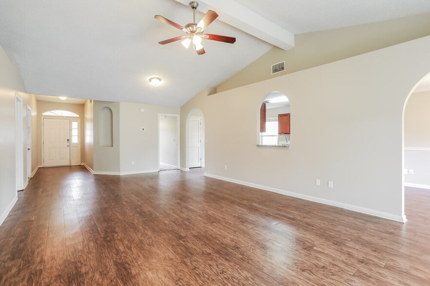 Building Photo - 607 Cozybrook Ln