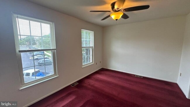 Building Photo - 6762 Ducketts Ln