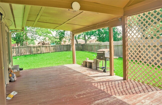 Building Photo - 16807 Dunbar Grove Ct