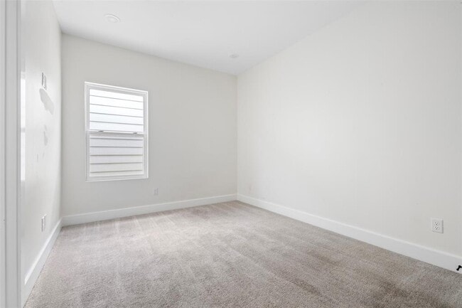 Building Photo - 4036 Porter St
