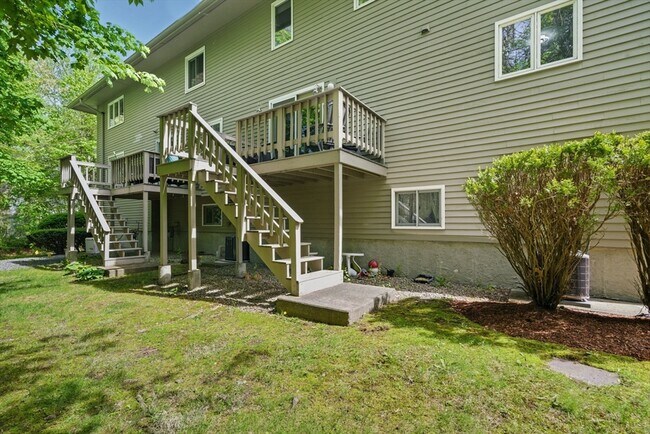 Building Photo - 125 Chapin Rd