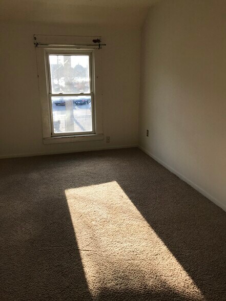 Bedroom 3 - 1301 Jerome St