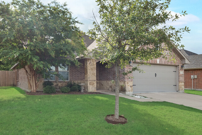 Building Photo - 52 Daisy Dr