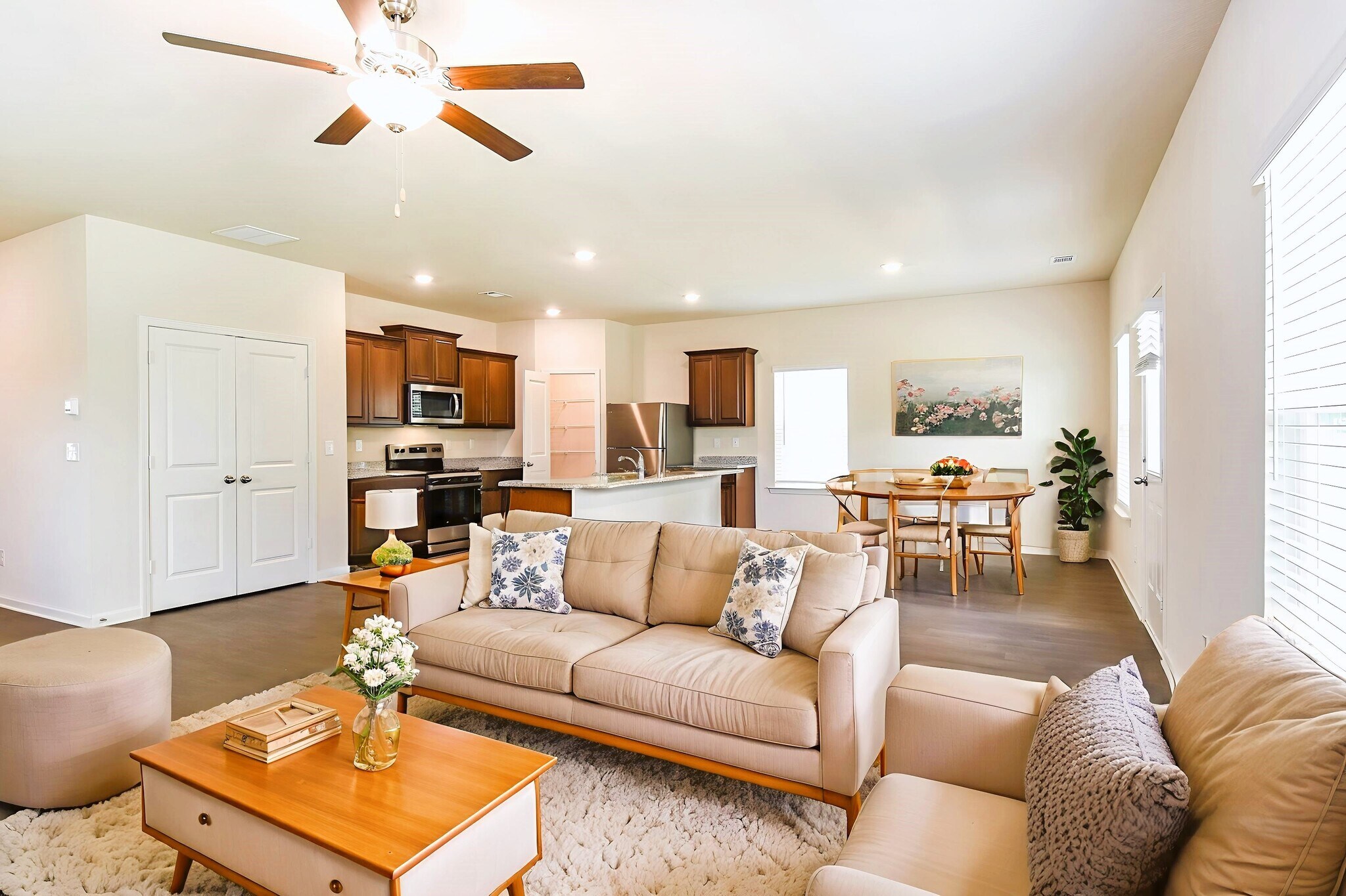 Building Photo - 138 Innis Brk Cir