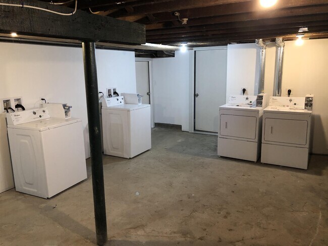 Building Photo - 7 Plantation St