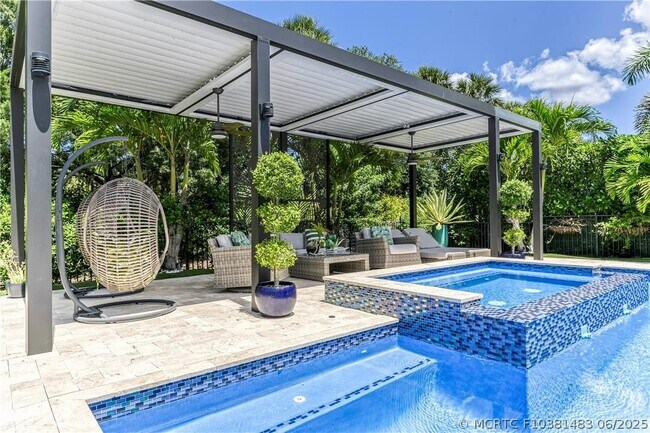 Building Photo - 8181 Canopy Terrace