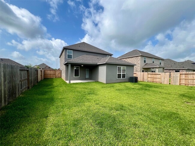 Building Photo - 3031 Sunmoon Ln