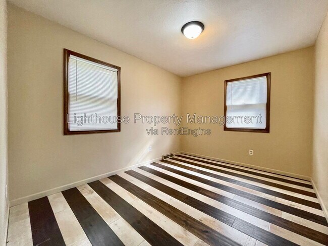 Building Photo - 8128 20th Ave