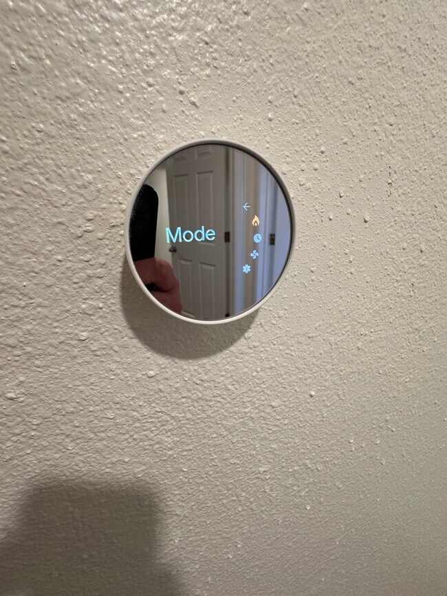 Building Photo - 3127 N Kensington Ct