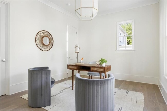 Building Photo - 48 25th St NW