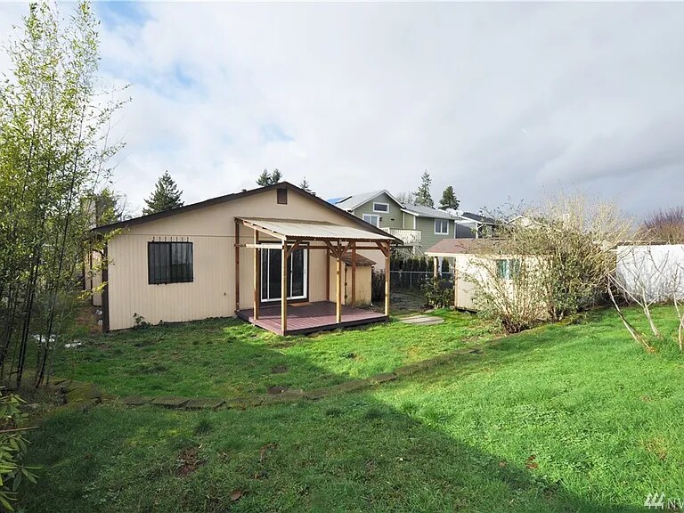 Building Photo - 9323 S M St