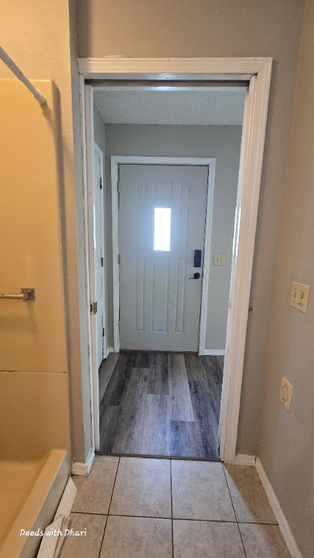 Building Photo - 25 Estes Dr
