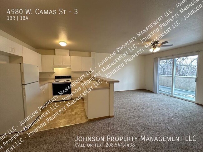 Building Photo - 4980 W Camas St