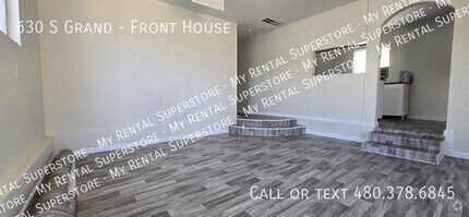 Building Photo - 630 S Grand-Front House