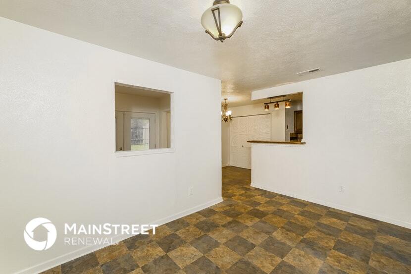 Building Photo - 2850 Canary Ln