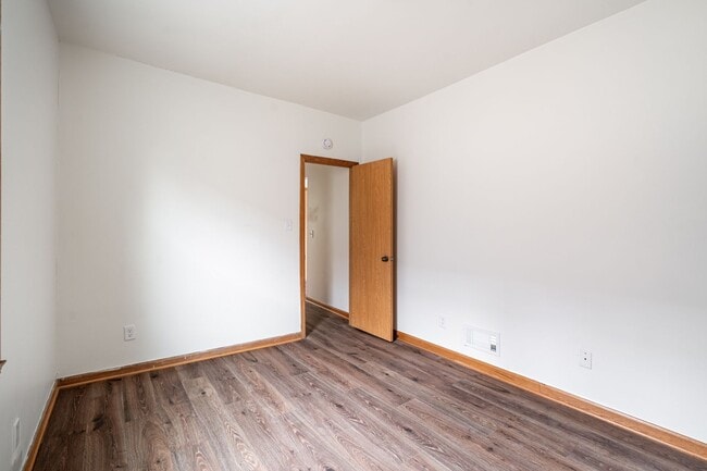 Building Photo - Classic Charm with Modern Updates - Upper ...