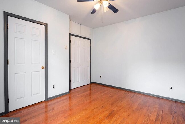 Building Photo - 1327 Snyder Ave