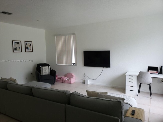 Building Photo - 10270 SW 59th St