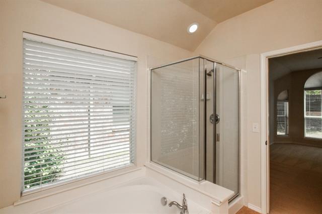 Building Photo - 2609 Swan Dr