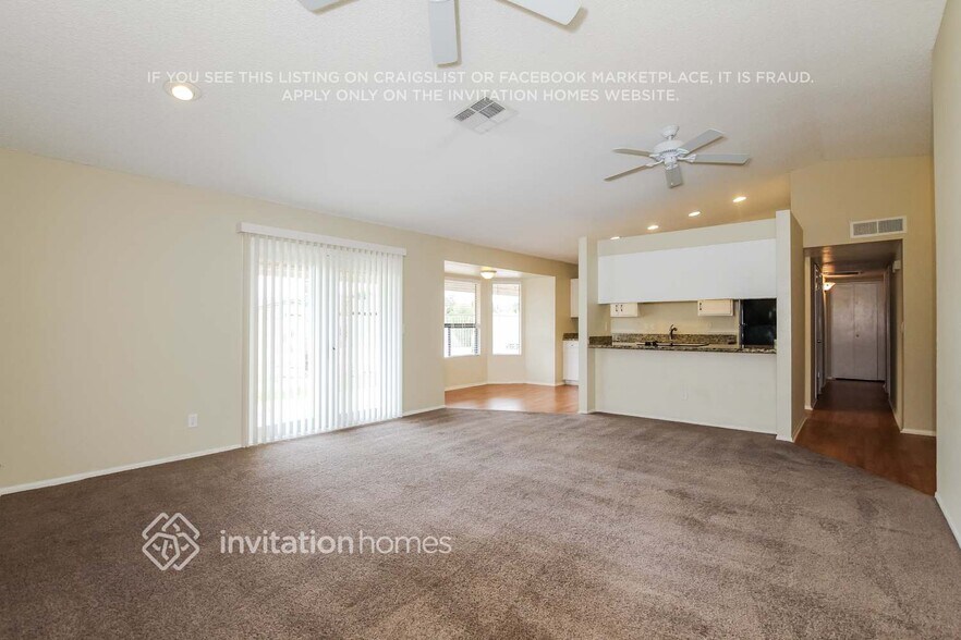 Building Photo - 3538 E Anderson Dr