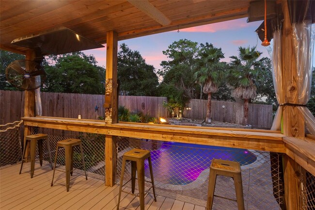 Building Photo - 4525 Beacon Hill Dr