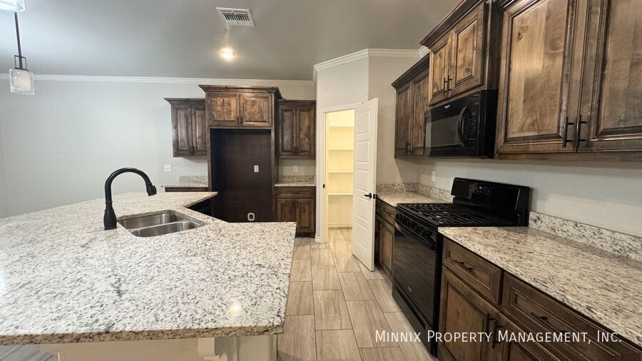 Building Photo - 5309 Freedom Ct