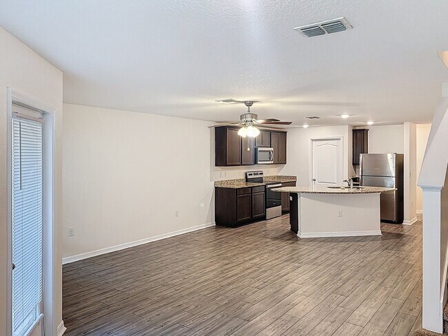 Building Photo - 5426 Companion Ln