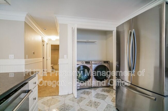 Building Photo - 10449 SW Keri Ct