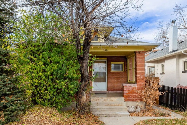 Building Photo - Cute Denver bungalow for rent