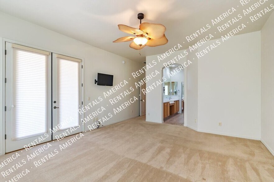 Building Photo - 13135 N Kenosha Bluff Dr