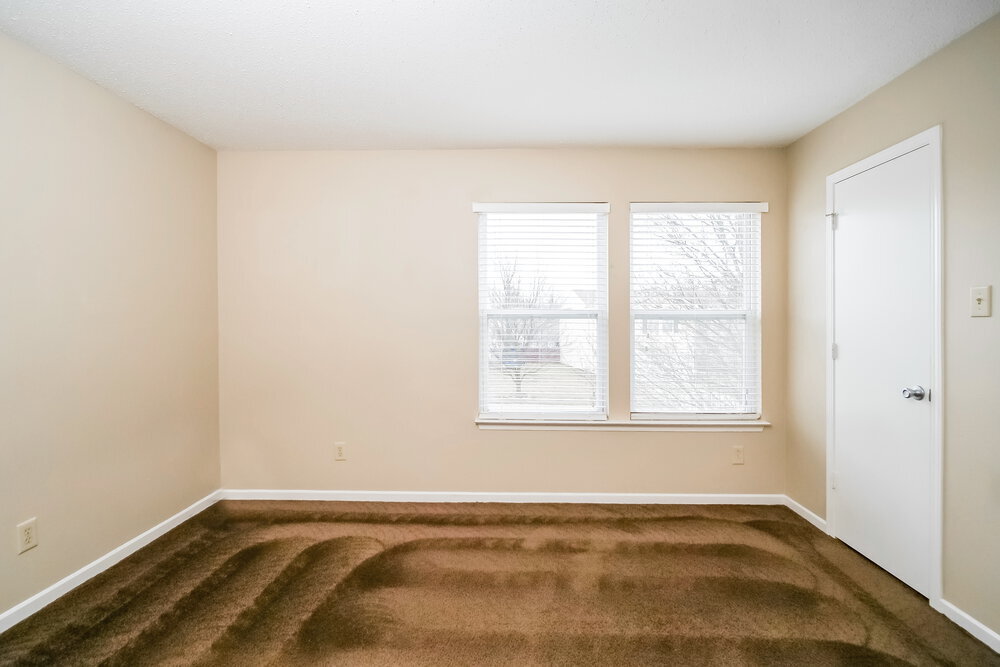 Building Photo - 677 Florence Dr