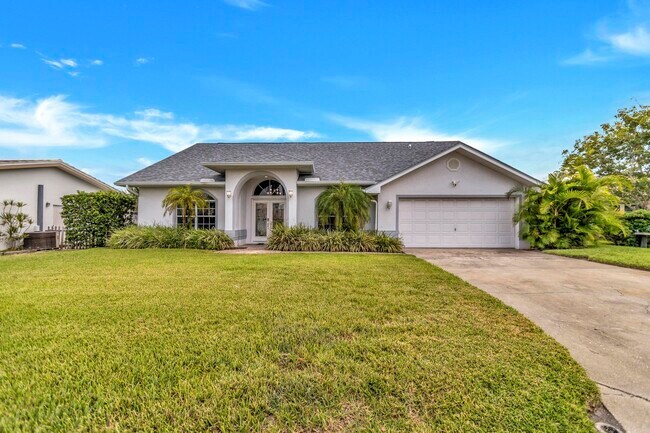 Primary Photo - 2127 Lagoon Dr