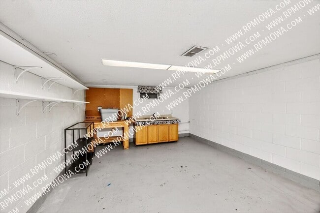 Building Photo - 4101 Muskogee Ave