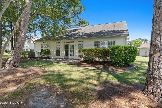 Building Photo - 943 Sandpiper Bay Dr SW