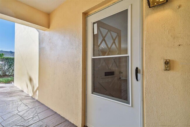 Building Photo - 610 Indian Rocks Rd N