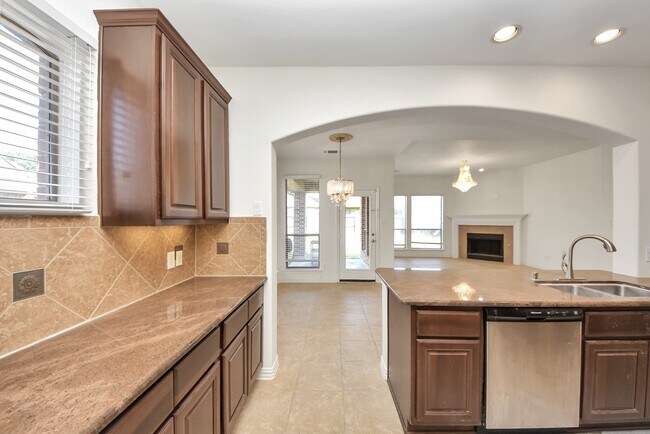 Building Photo - 17222 Red Oak Bend Dr