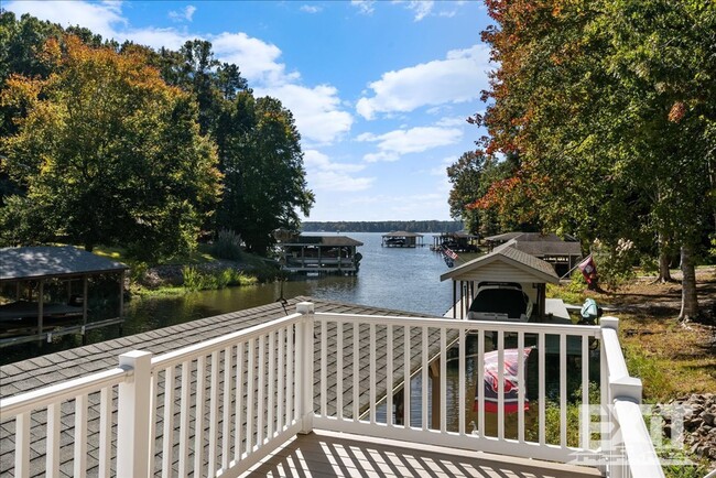 Building Photo - Incredible Lake House in Gaston Heights