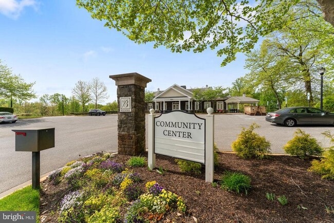 Building Photo - 2805 Medstead Ln
