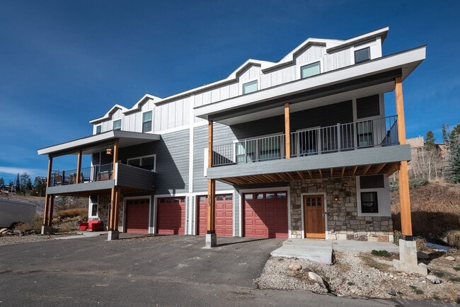 Building Photo - Brand New Home Located in the Heart of Winter Park!