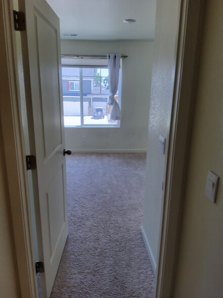 Building Photo - 3724 Catmint St