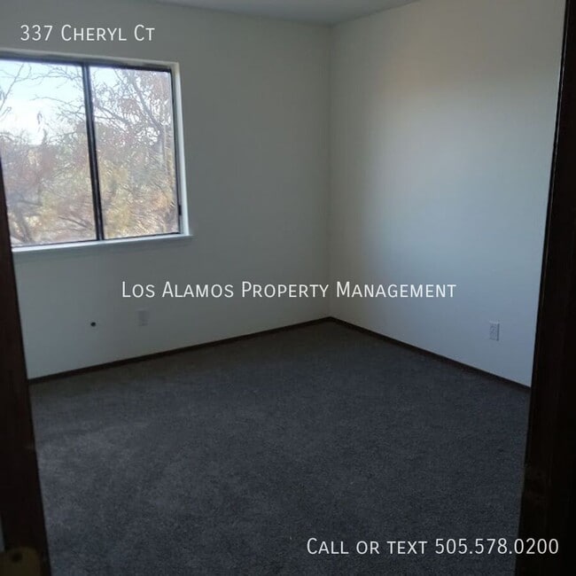 Building Photo - 337 Cheryl Ct