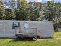 Building Photo - Springs Road Estates Unit#25