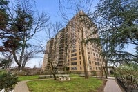 Building Photo - 201 St Pauls Ave