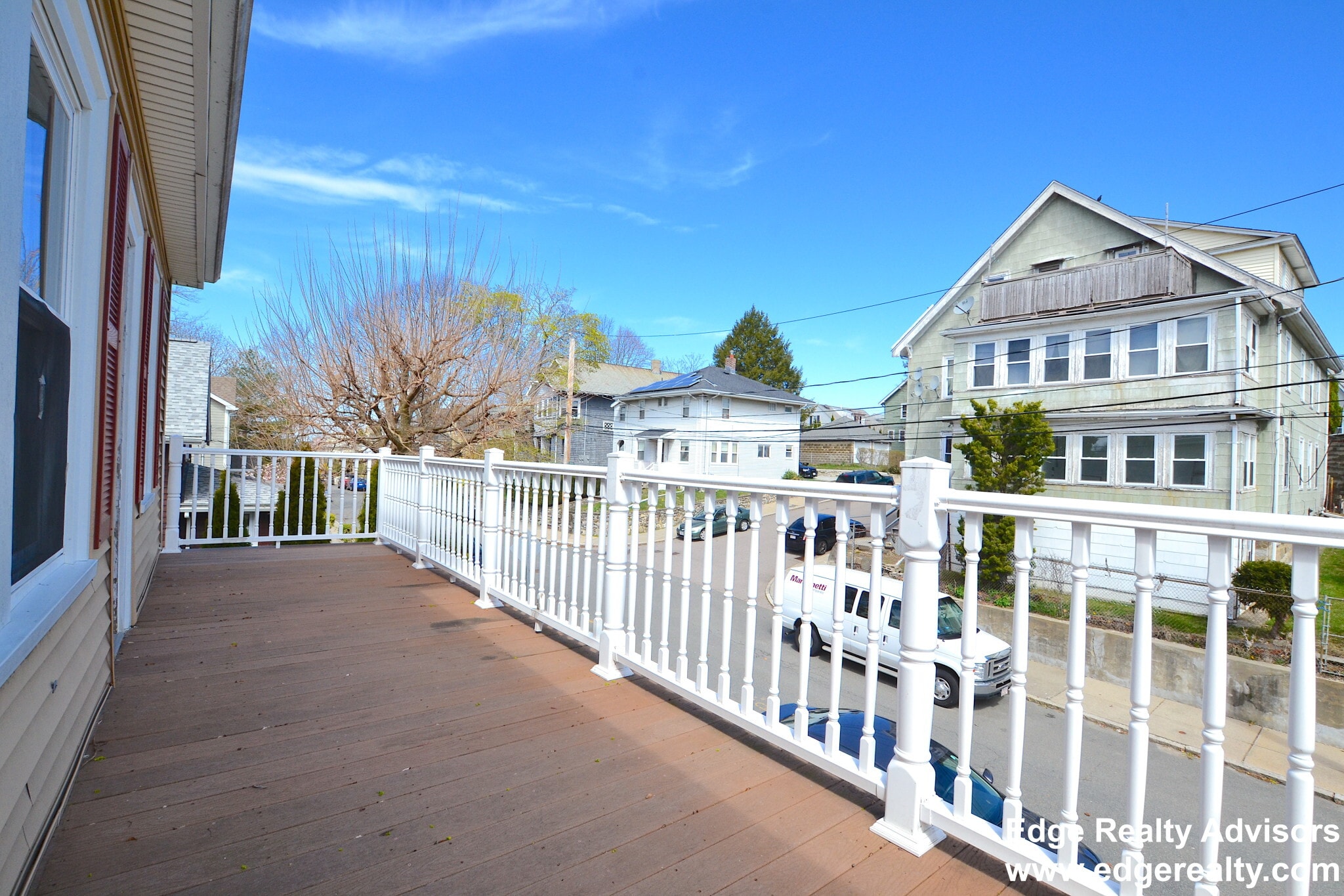 Building Photo - 68 S Crescent Circuit Cres