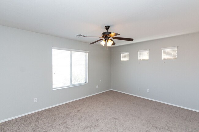 Building Photo - 31569 N Sundown Dr