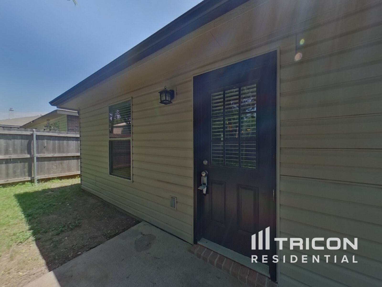 Building Photo - 5221 Bedfordshire Dr