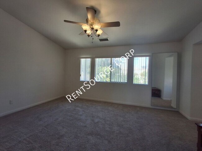 Building Photo - 24339 Alyssum Pl