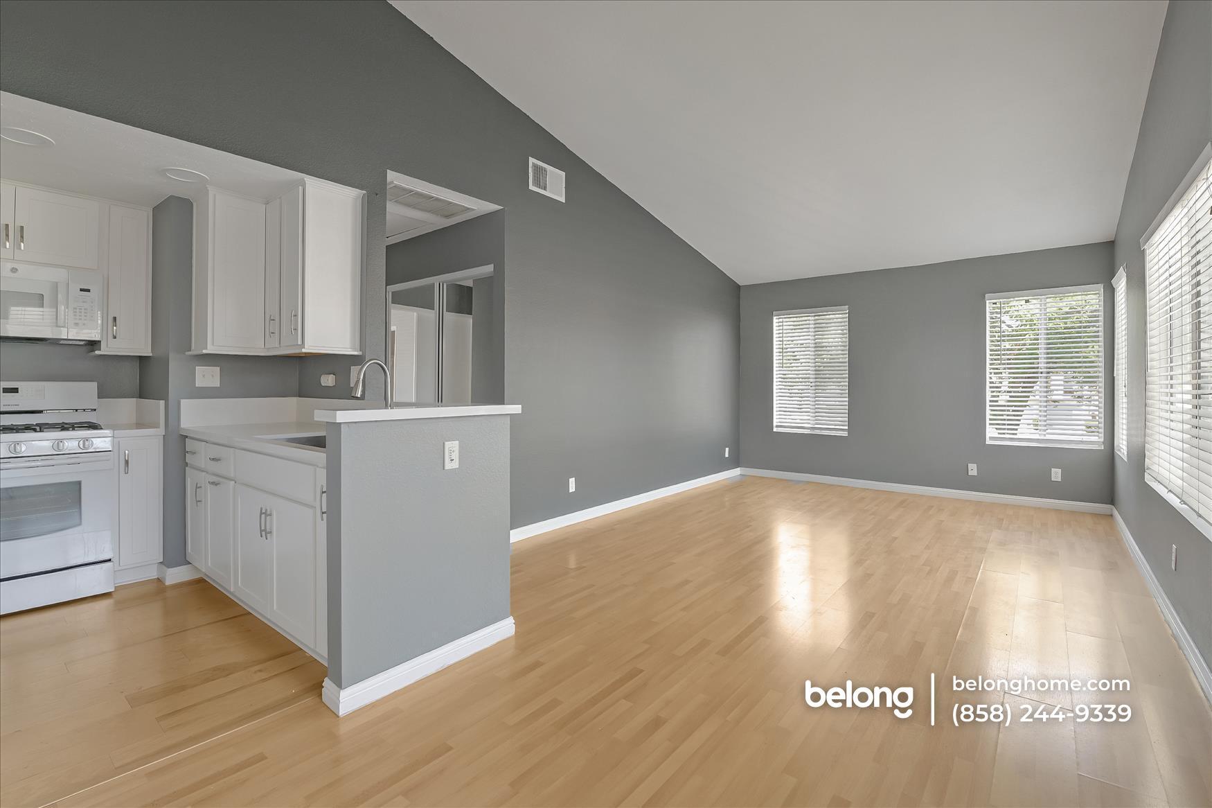 Building Photo - 4212 Vista Panorama Way